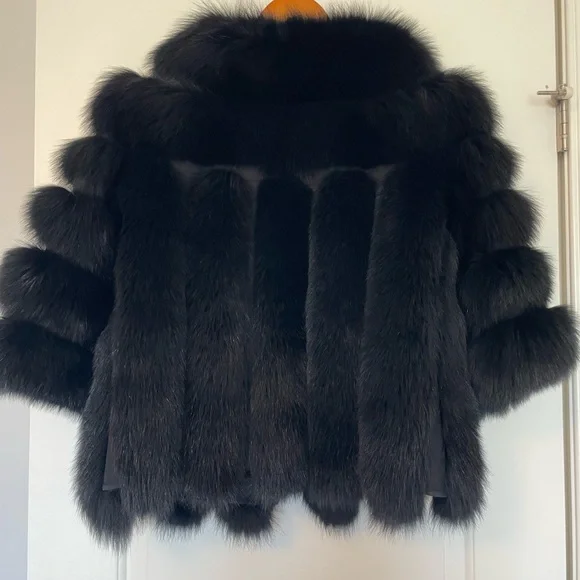 NEW 100% REAL FOX FUR BLACK COLOR JACKET